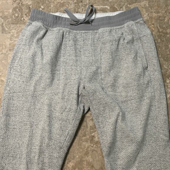 Lululemon At Ease Joggers Mens XL Grey 28” Textured Knit Gym Yoga M5642S - Picture 1 of 11